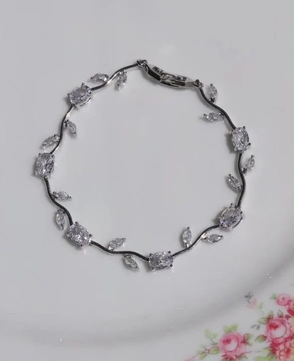 H&M Jewels Silver Tulip Bracelet