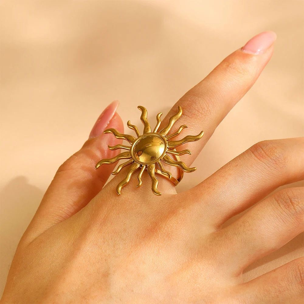 The Solis Sunburst Spiral Ring