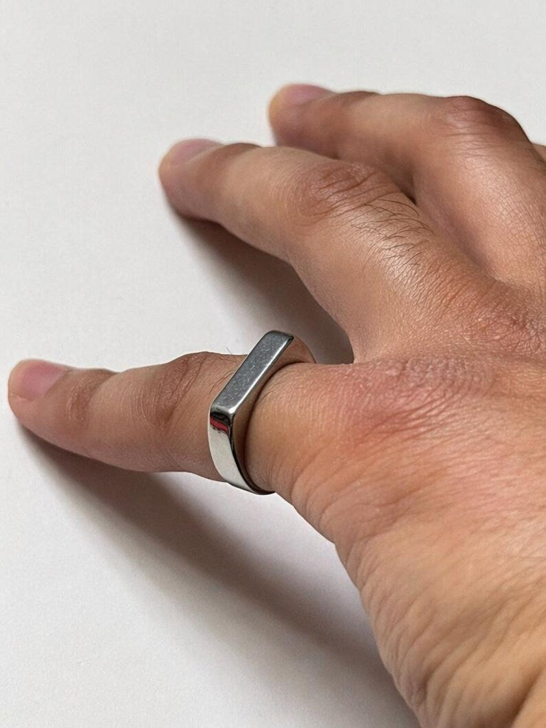 Silver Minimalist Flat-Top Ring